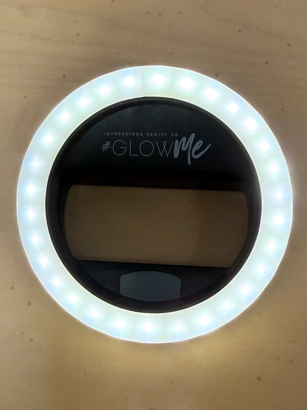 Impressions Vanity GlowMe Ring Light with 4 LED Selfie Light Levels NEW